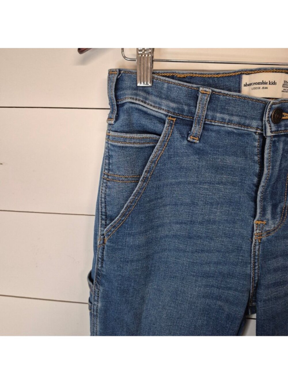 Abercrombie Kids Loose Fit carpenter jeans in a blue wash Size 13/14 Adjustable - Picture 5 of 11